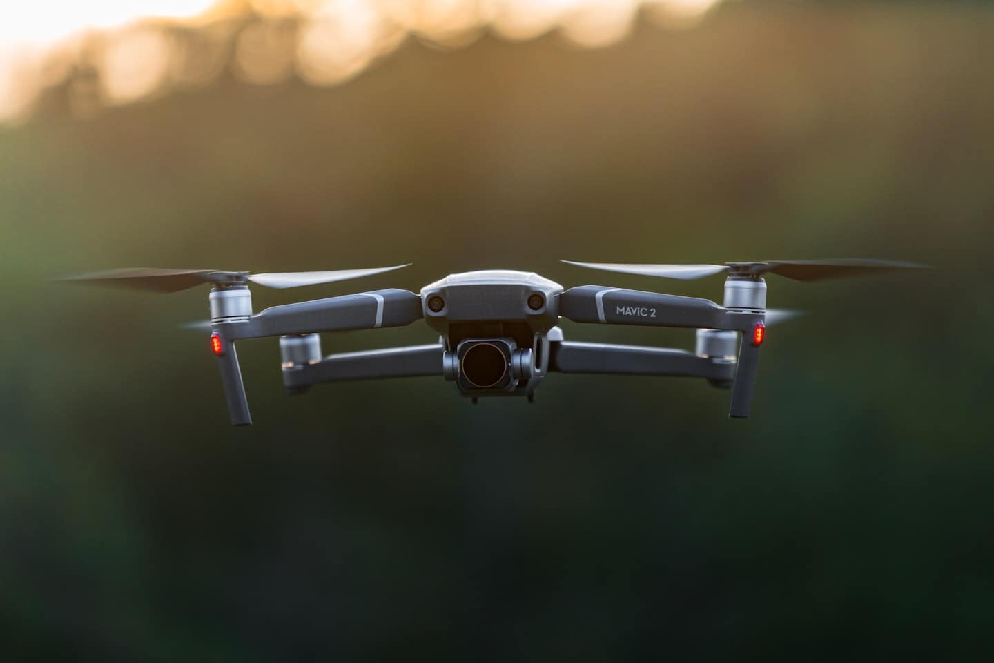 Inspeção com Drones Svg+xml,%3Csvg%20viewBox%3D%220%200%20100%%20100%%22%20width%3D%22100%%22%20height%3D%22100%%22%20xmlns%3D%22http%3A%2F%2Fwww.w3